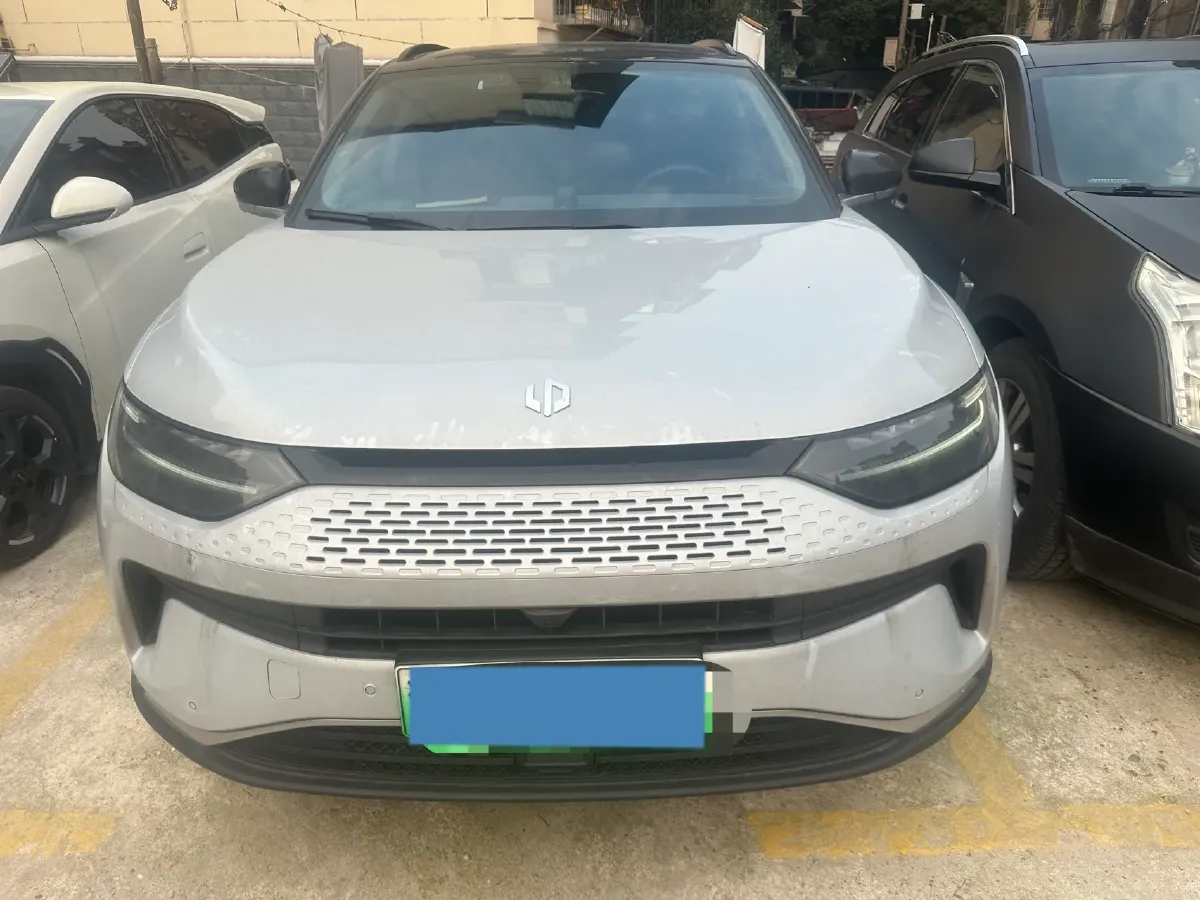 2023 Leapmotor C11 1.5L 95HP L4 REEV 43.74KWH,autocango,china used car exporter,china ev exporter,chinese used car exporter,chinese used ev exporter