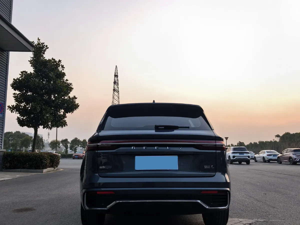 2024 Geely Monjaro 2.0T 238HP L4 8AT,autocango,china used car exporter,china ev exporter,chinese used car exporter,chinese used ev exporter