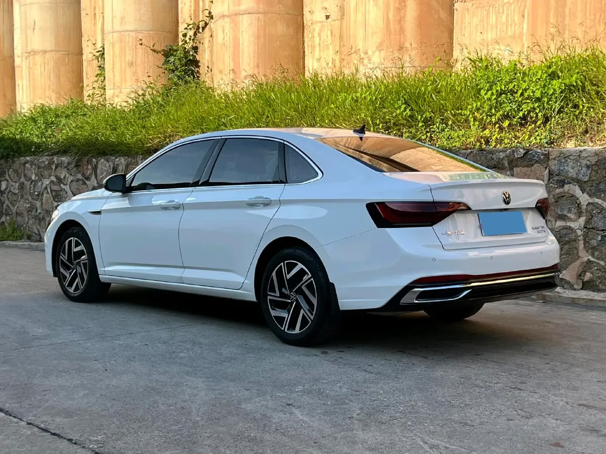 2023 Volkswagen Sagitar 1.5T 160HP L4 7DCT,autocango,china used car exporter,china ev exporter,chinese used car exporter,chinese used ev exporter