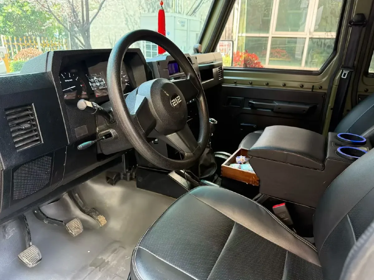 2023 BAW 212 2.4T 211HP L4 6MT,autocango,china used car exporter,china ev exporter,chinese used car exporter,chinese used ev exporter