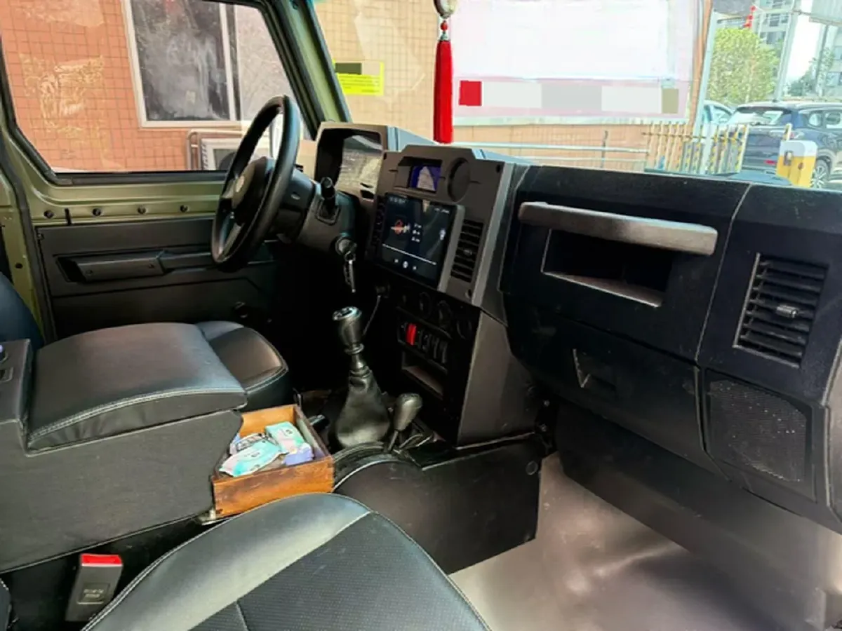 2023 BAW 212 2.4T 211HP L4 6MT,autocango,china used car exporter,china ev exporter,chinese used car exporter,chinese used ev exporter