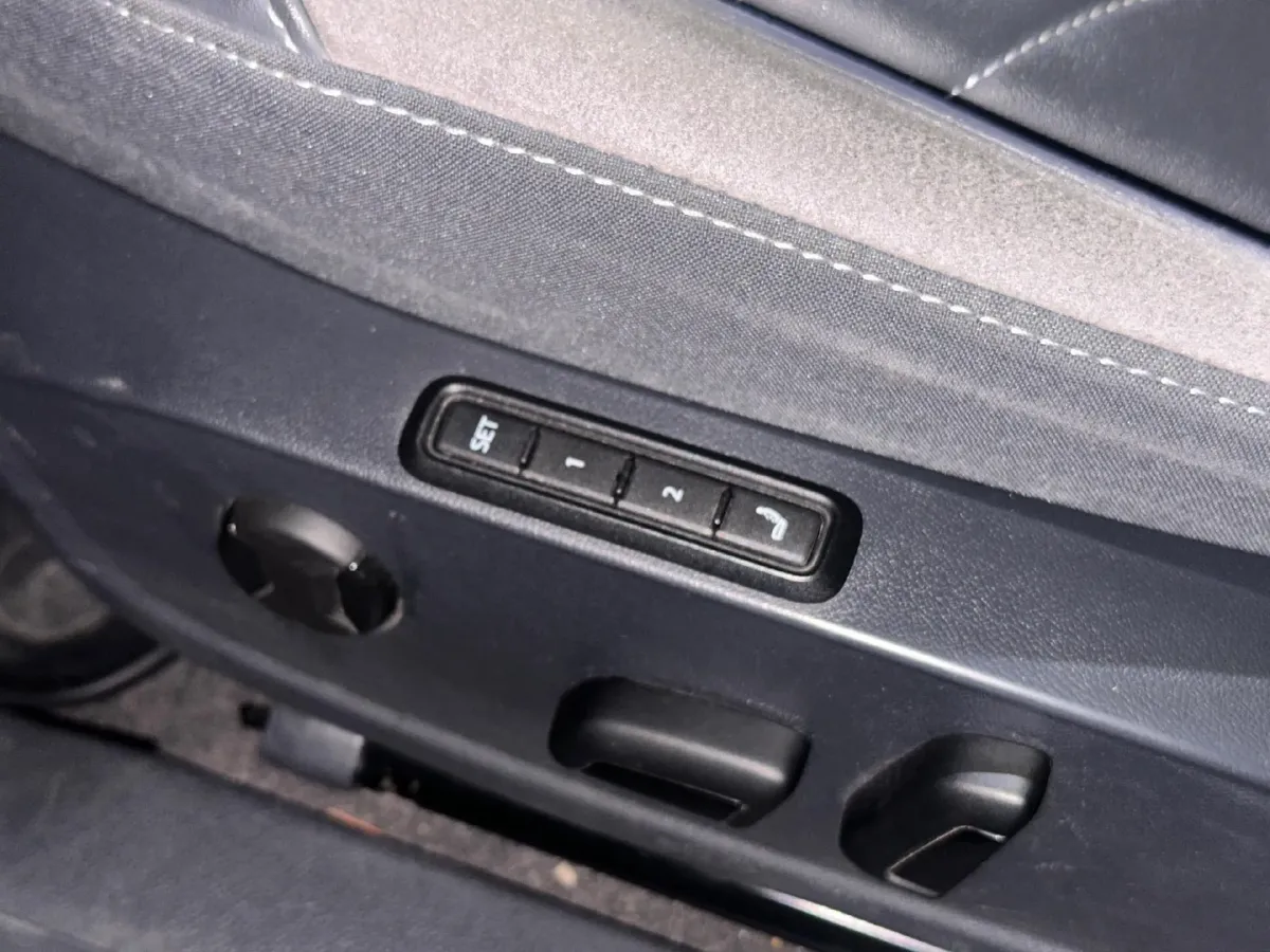 2024 Volkswagen ID.4 Crozz BEV 80.4KWH,autocango,china used car exporter,china ev exporter,chinese used car exporter,chinese used ev exporter