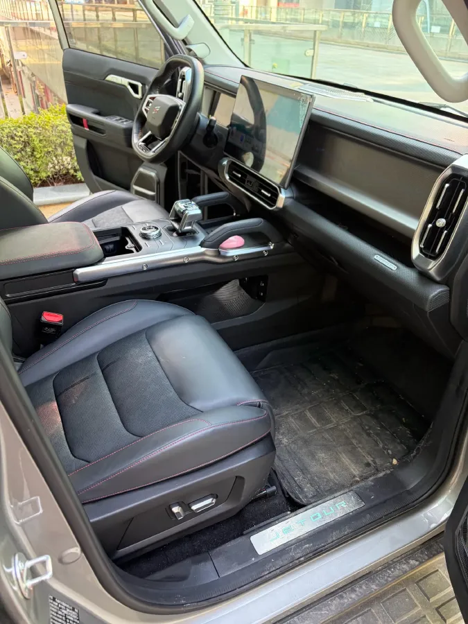 2024 Jetour ShanHai TravellerC-DM 1.5T 156HP L4 3DHT PHEV 26.7KWH,autocango,china used car exporter,china ev exporter,chinese used car exporter,chinese used ev exporter