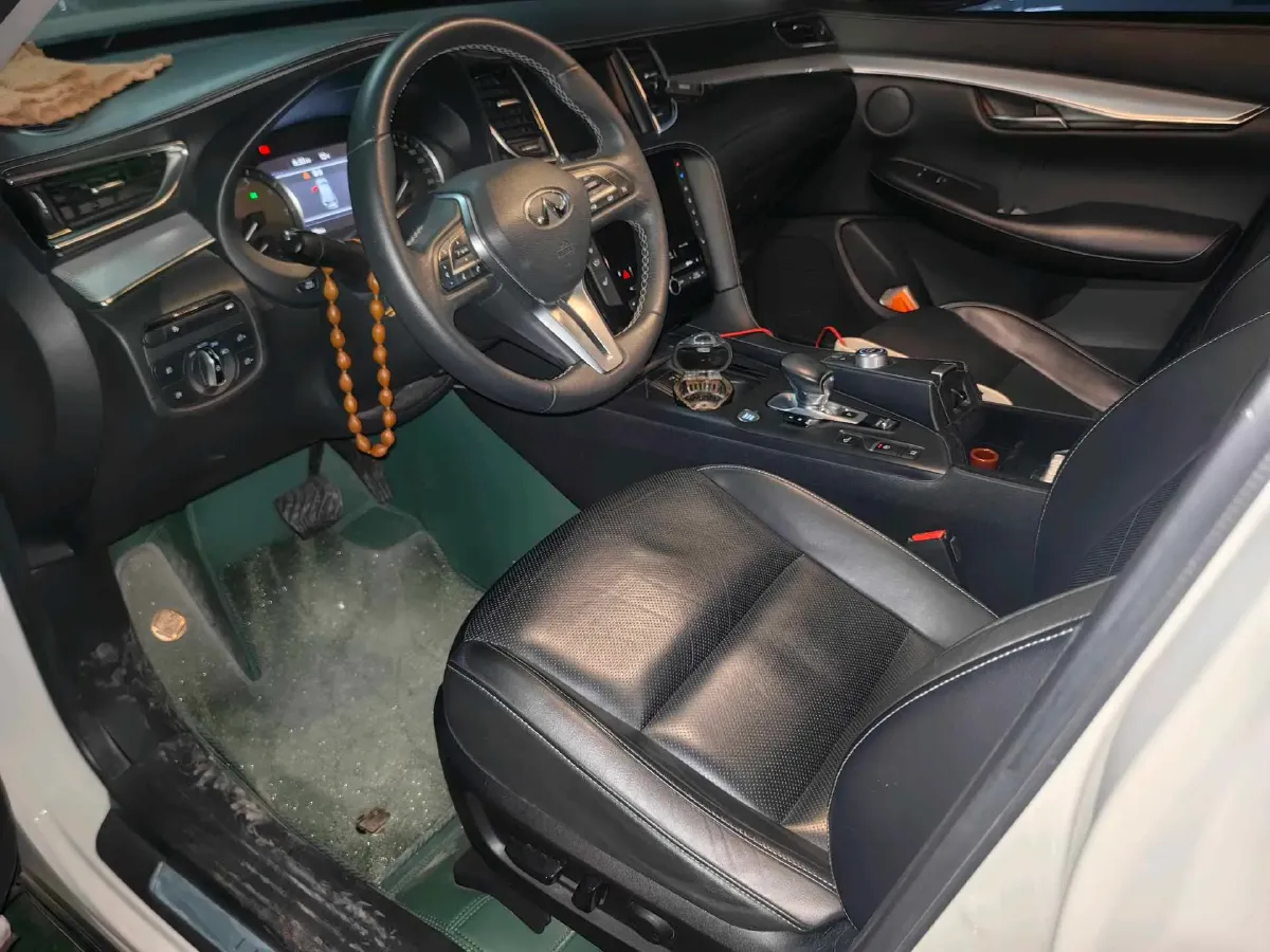 2018 Mitsubishi Pajero 3.0L 174HP V6 5AT,autocango,china used car exporter,china ev exporter,chinese used car exporter,chinese used ev exporter