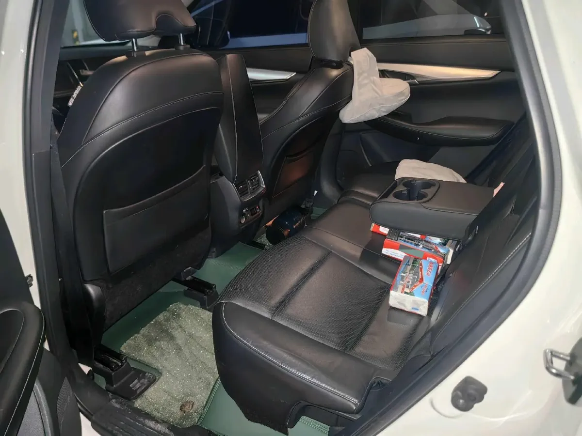 2018 Mitsubishi Pajero 3.0L 174HP V6 5AT,autocango,china used car exporter,china ev exporter,chinese used car exporter,chinese used ev exporter