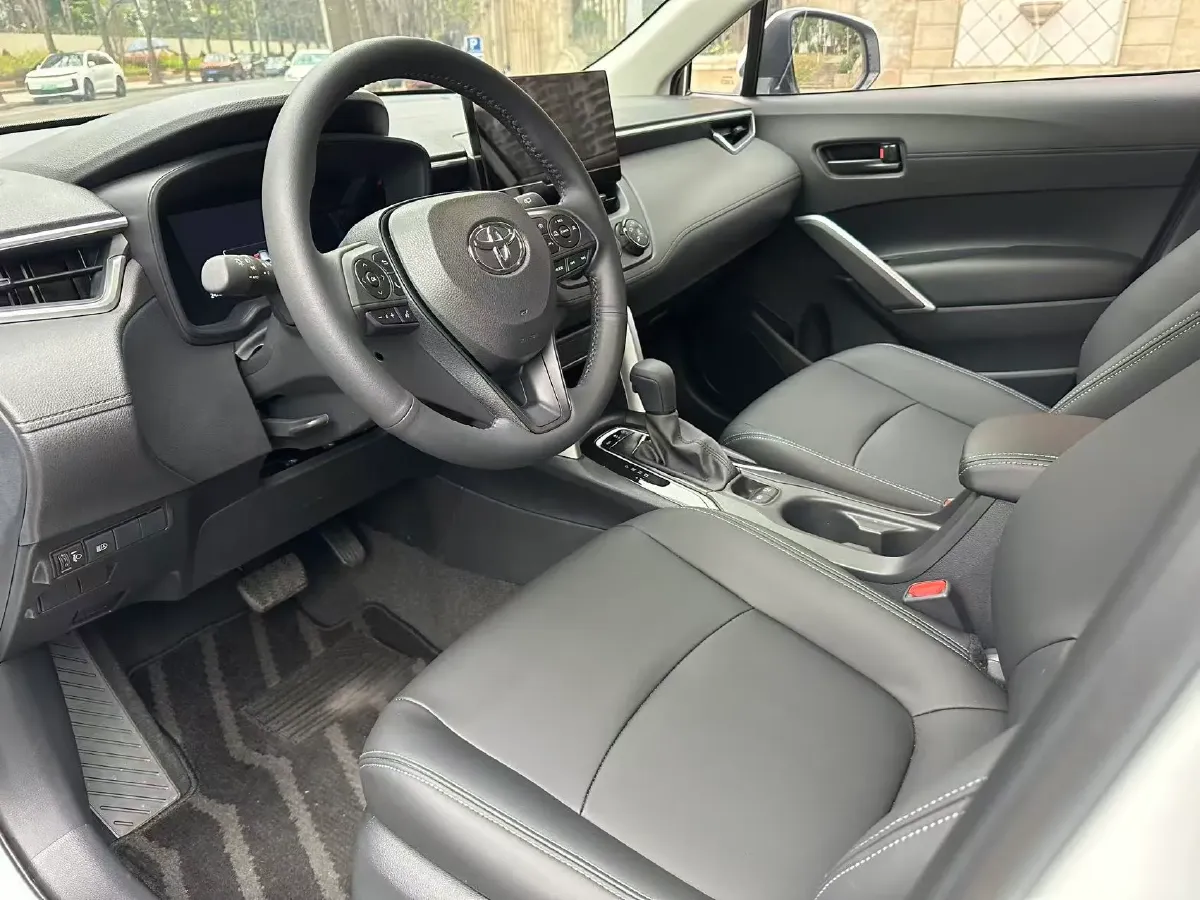 2024 Toyota Corolla Cross 2.0L 171HP L4 CVT,autocango,china used car exporter,china ev exporter,chinese used car exporter,chinese used ev exporter