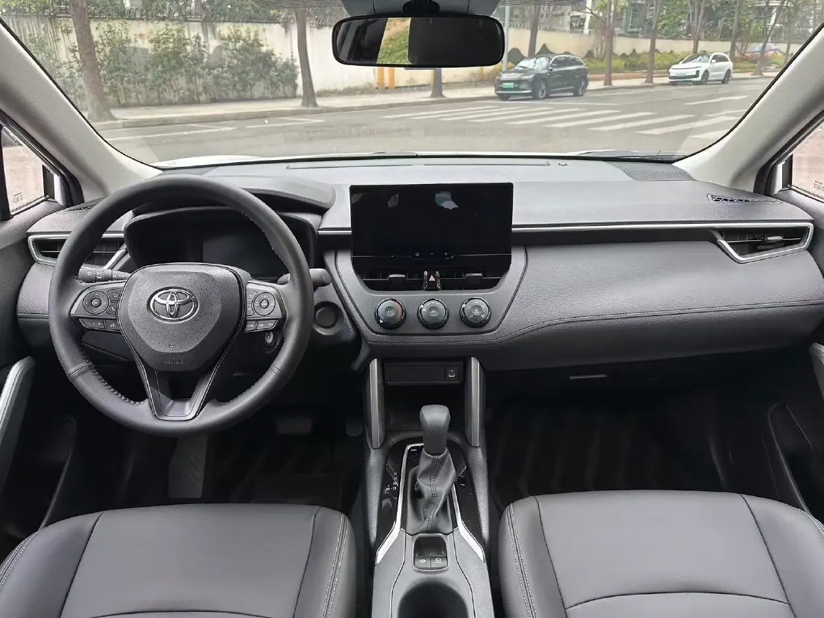 2024 Toyota Corolla Cross 2.0L 171HP L4 CVT,autocango,china used car exporter,china ev exporter,chinese used car exporter,chinese used ev exporter