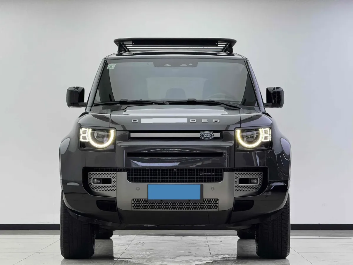 2022 Land Rover Defender 3.0T 400HP L6 8AT,autocango,china used car exporter,china ev exporter,chinese used car exporter,chinese used ev exporter