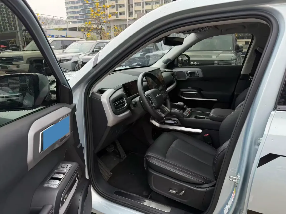 2025 FangChengBao Tai 3 BEV,autocango,china used car exporter,china ev exporter,chinese used car exporter,chinese used ev exporter