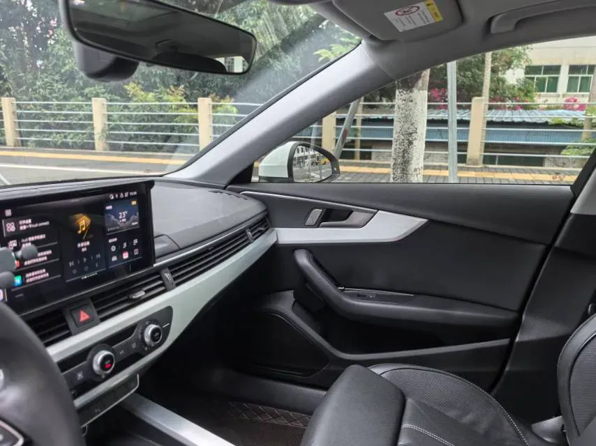 2024 Audi A4L 2.0T 190HP L4 7DCT,autocango,china used car exporter,china ev exporter,chinese used car exporter,chinese used ev exporter