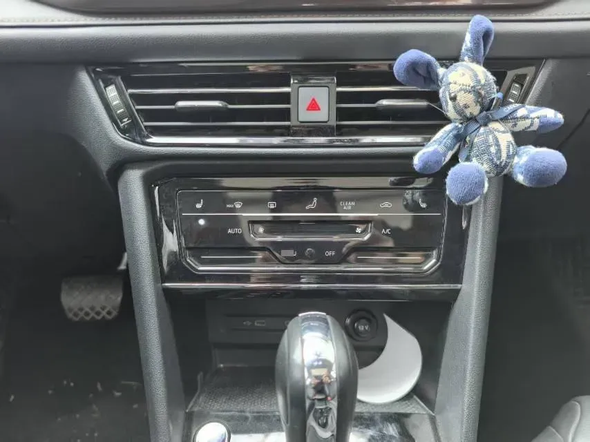 2021 Volkswagen Tharu 1.4T 150HP L4 7DCT,autocango,china used car exporter,china ev exporter,chinese used car exporter,chinese used ev exporter