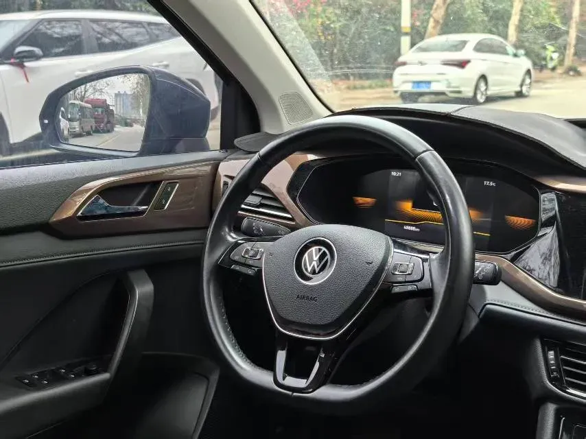 2021 Volkswagen Tharu 1.4T 150HP L4 7DCT,autocango,china used car exporter,china ev exporter,chinese used car exporter,chinese used ev exporter