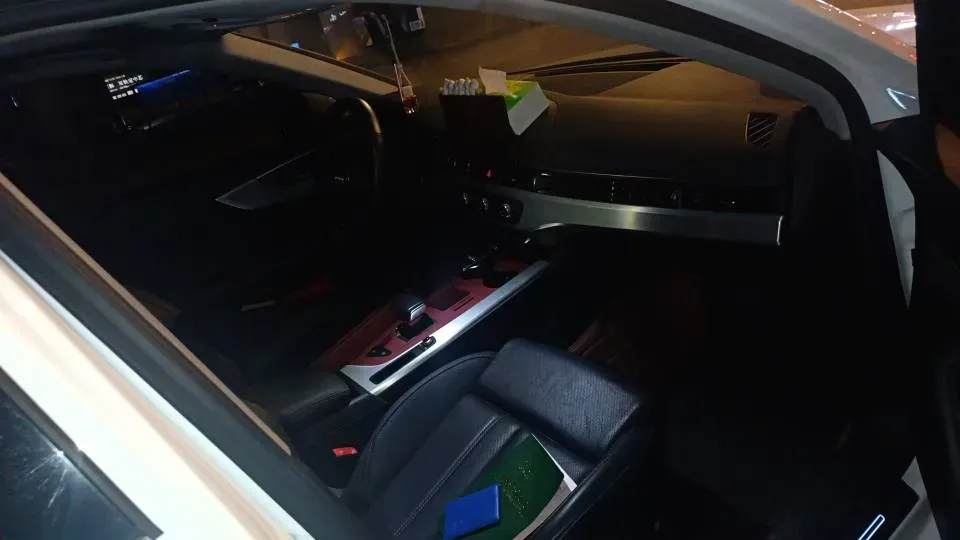 2020 Audi A4L 2.0T 190HP L4 7DCT,autocango,china used car exporter,china ev exporter,chinese used car exporter,chinese used ev exporter