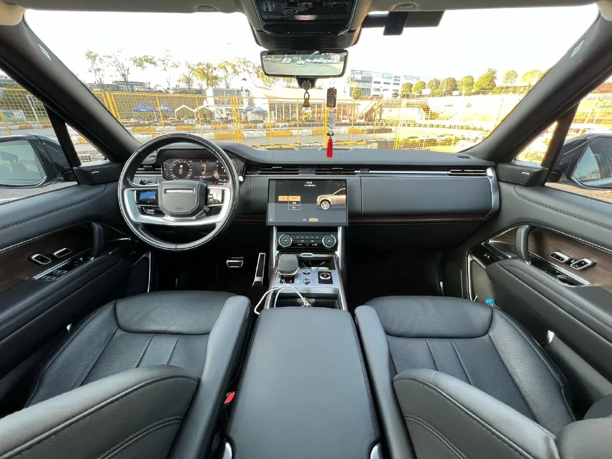 2023 Land Rover Range Rover 3.0T 360HP L6 8AT,autocango,china used car exporter,china ev exporter,chinese used car exporter,chinese used ev exporter