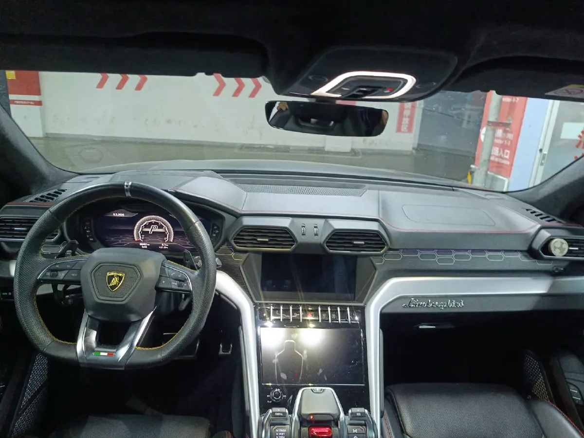 2018 Lamborghini Urus 4.0T 650HP V8 8AT,autocango,china used car exporter,china ev exporter,chinese used car exporter,chinese used ev exporter