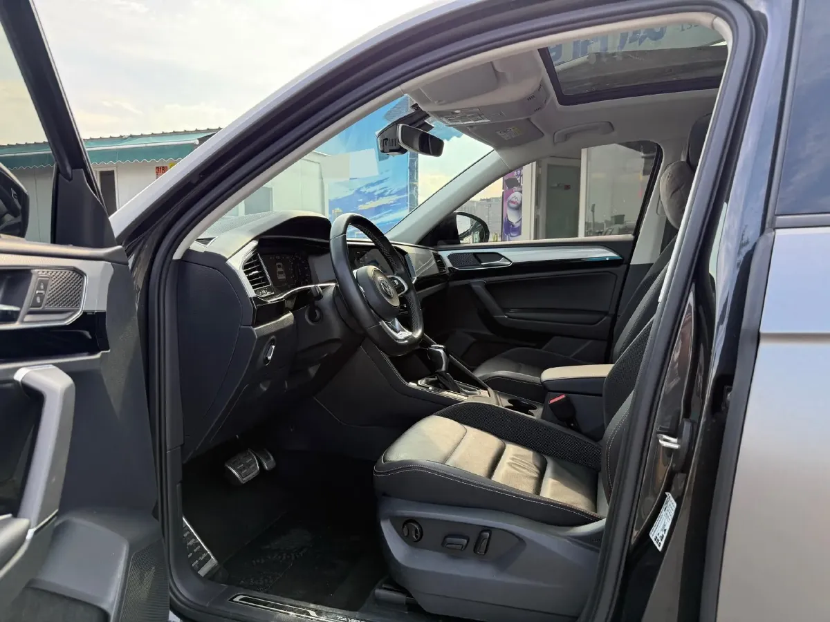 2020 Volkswagen Tayron 2.0T 186HP L4 7DCT,autocango,china used car exporter,china ev exporter,chinese used car exporter,chinese used ev exporter