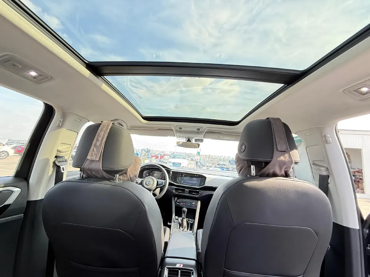 2020 Volkswagen Tayron 2.0T 186HP L4 7DCT,autocango,china used car exporter,china ev exporter,chinese used car exporter,chinese used ev exporter