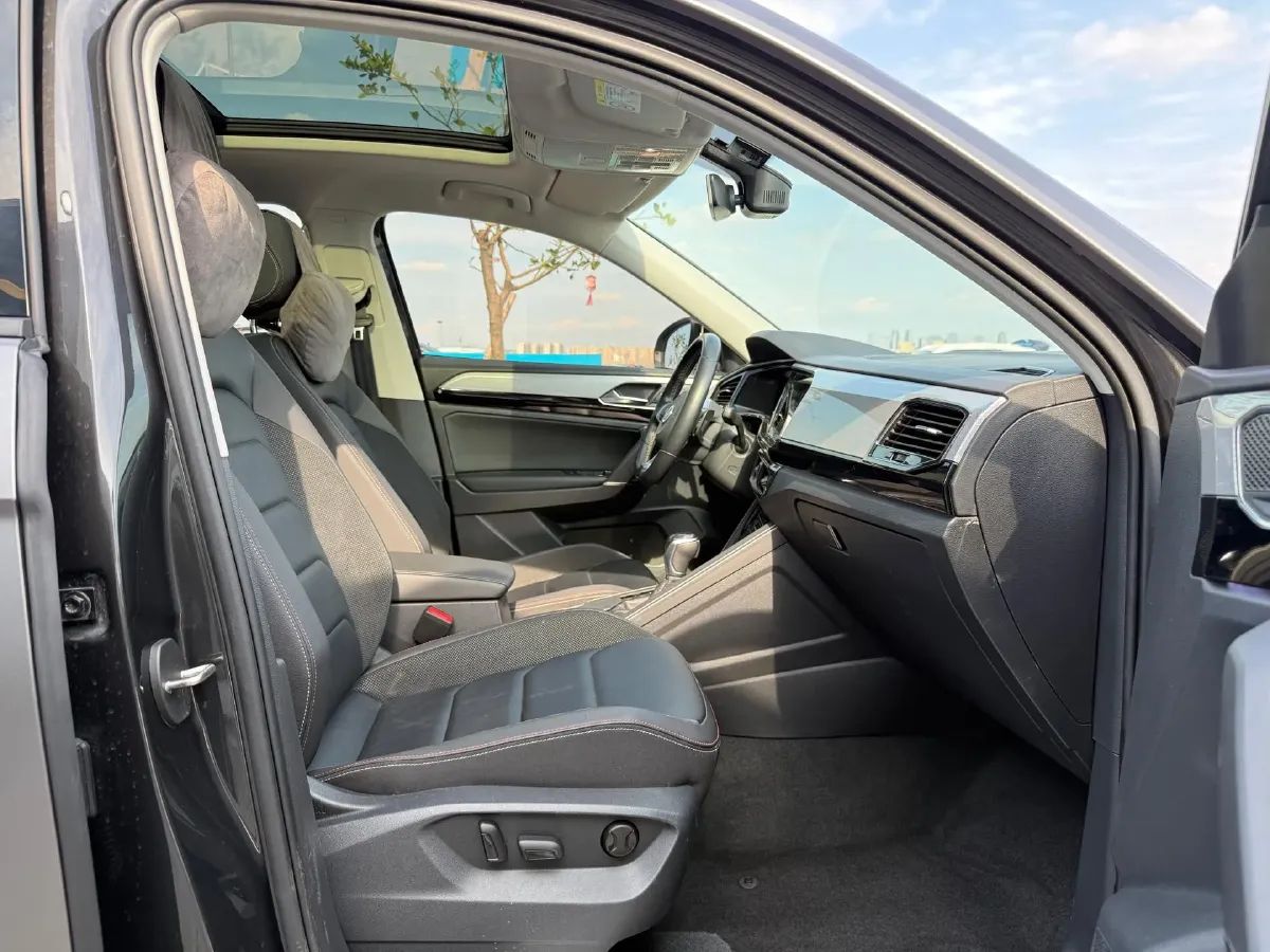 2020 Volkswagen Tayron 2.0T 186HP L4 7DCT,autocango,china used car exporter,china ev exporter,chinese used car exporter,chinese used ev exporter