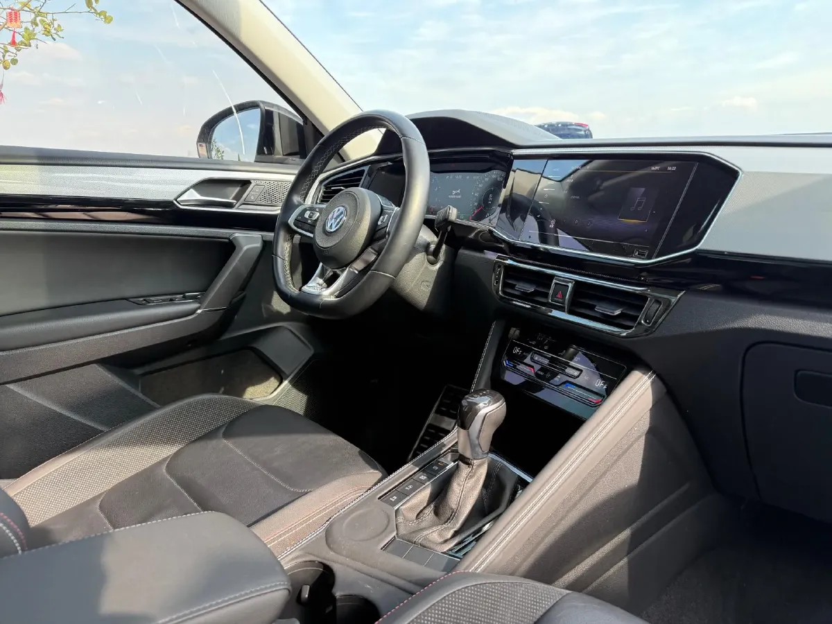 2020 Volkswagen Tayron 2.0T 186HP L4 7DCT,autocango,china used car exporter,china ev exporter,chinese used car exporter,chinese used ev exporter