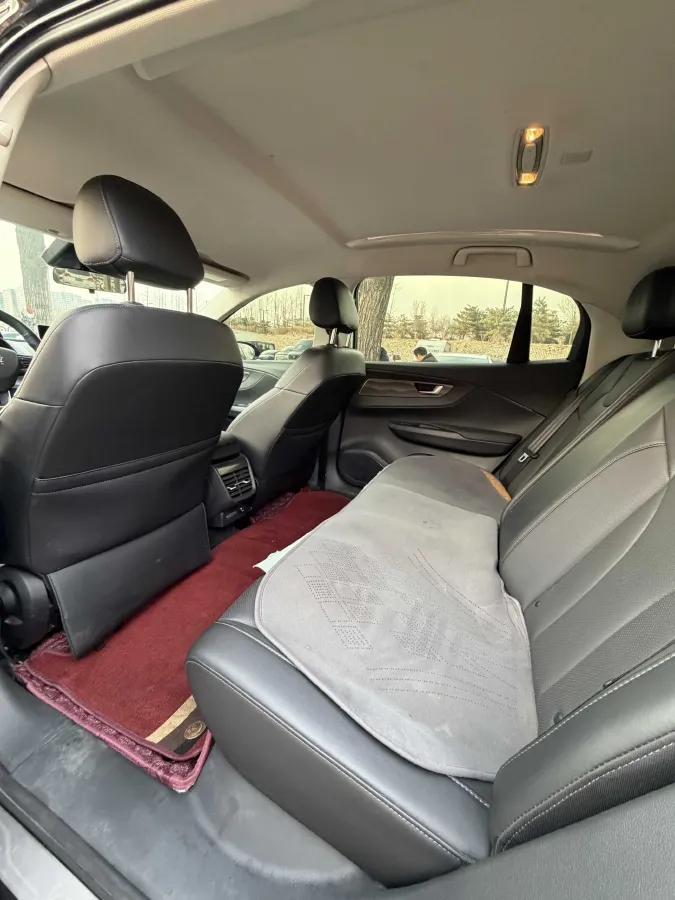 2022 HongQi E-QM5 BEV 54KWH,autocango,china used car exporter,china ev exporter,chinese used car exporter,chinese used ev exporter