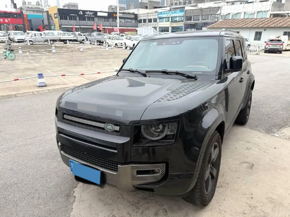 2024 Land Rover Defender 3.0T 400HP L6 8AT,autocango,china used car exporter,china ev exporter,chinese used car exporter,chinese used ev exporter