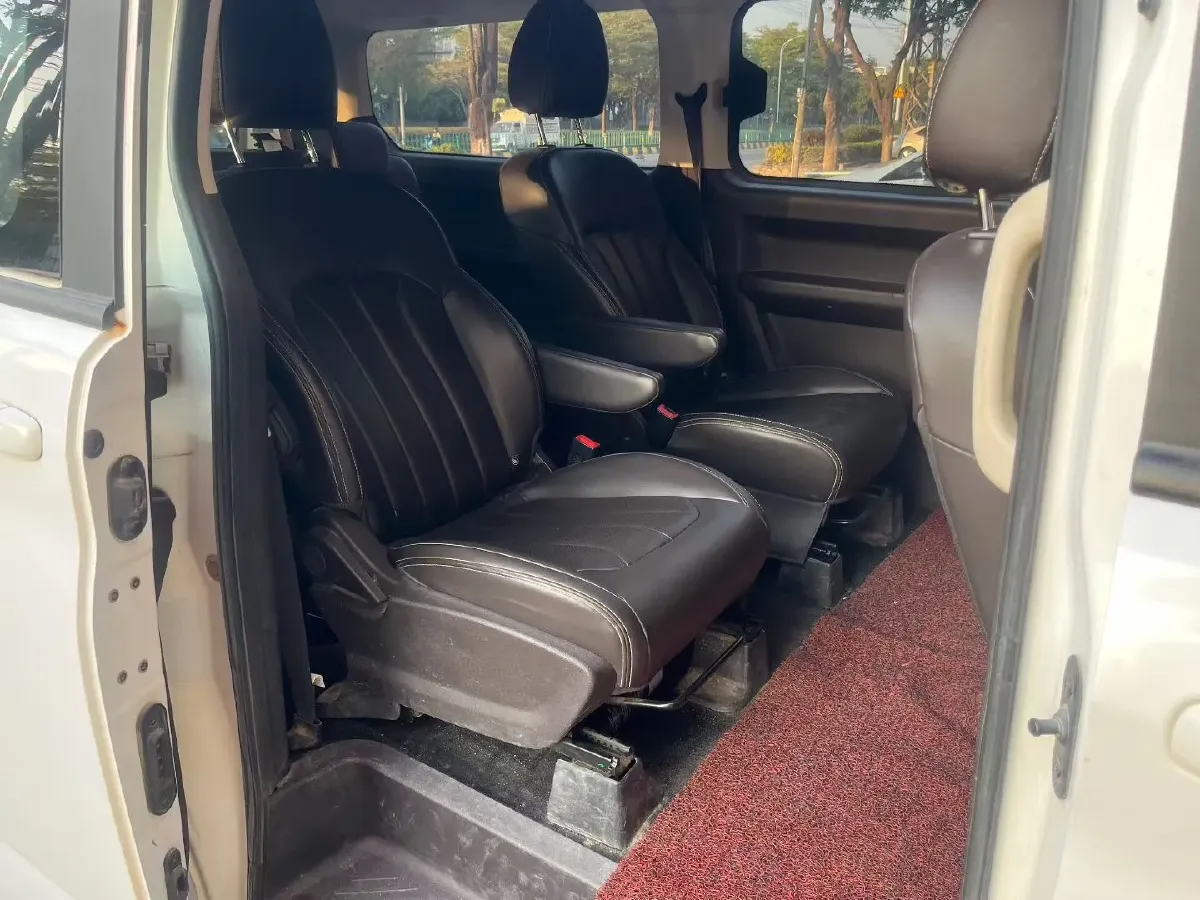 2023 BAW RuiSheng Trump M7 2.0L 144HP L4 5MT,autocango,china used car exporter,china ev exporter,chinese used car exporter,chinese used ev exporter