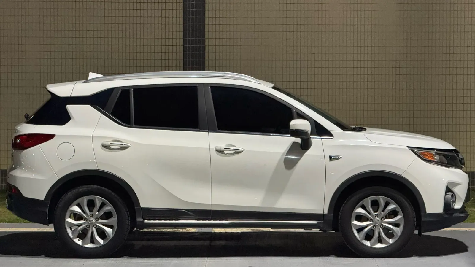 2019 GAC Trumpchi GS3 1.5L 114HP L4 5MT,autocango,china used car exporter,china ev exporter,chinese used car exporter,chinese used ev exporter