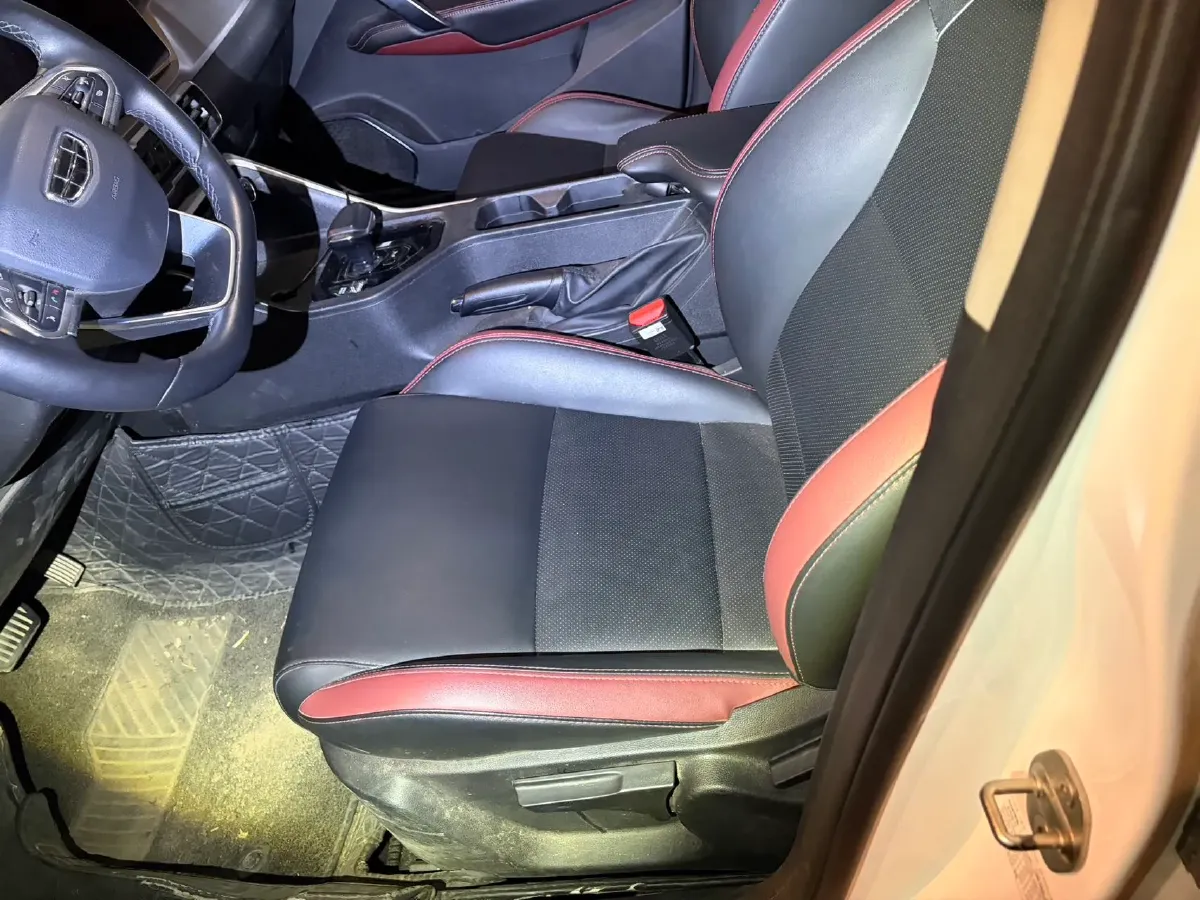 2021 Geely Coolray 1.4T 141HP L4 6DCT,autocango,china used car exporter,china ev exporter,chinese used car exporter,chinese used ev exporter