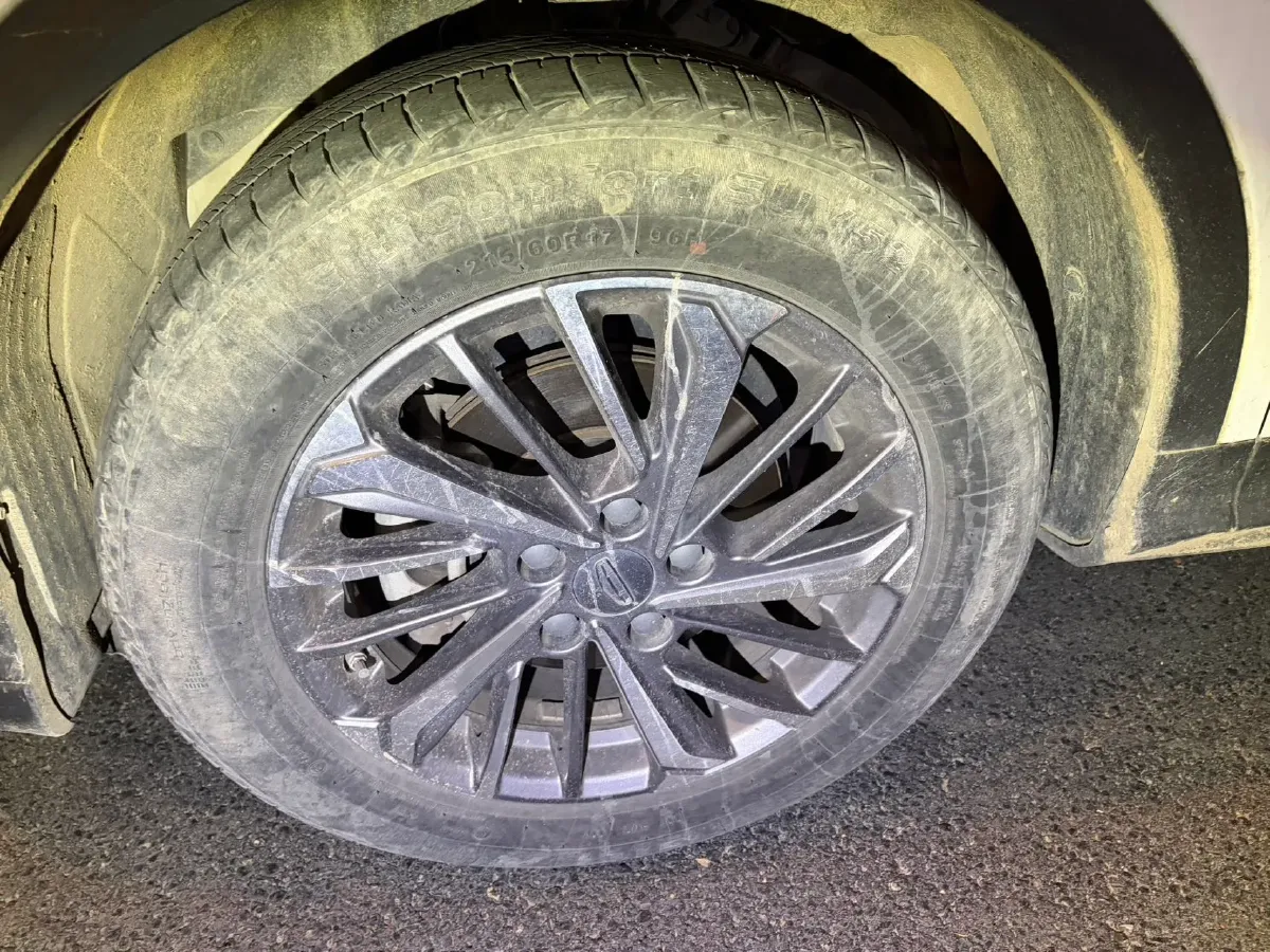 2021 Geely Coolray 1.4T 141HP L4 6DCT,autocango,china used car exporter,china ev exporter,chinese used car exporter,chinese used ev exporter