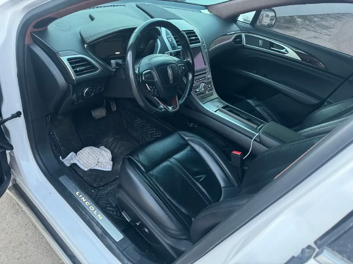 2018 Lincoln MKZ 2.0T 203HP L4 6AT,autocango,china used car exporter,china ev exporter,chinese used car exporter,chinese used ev exporter