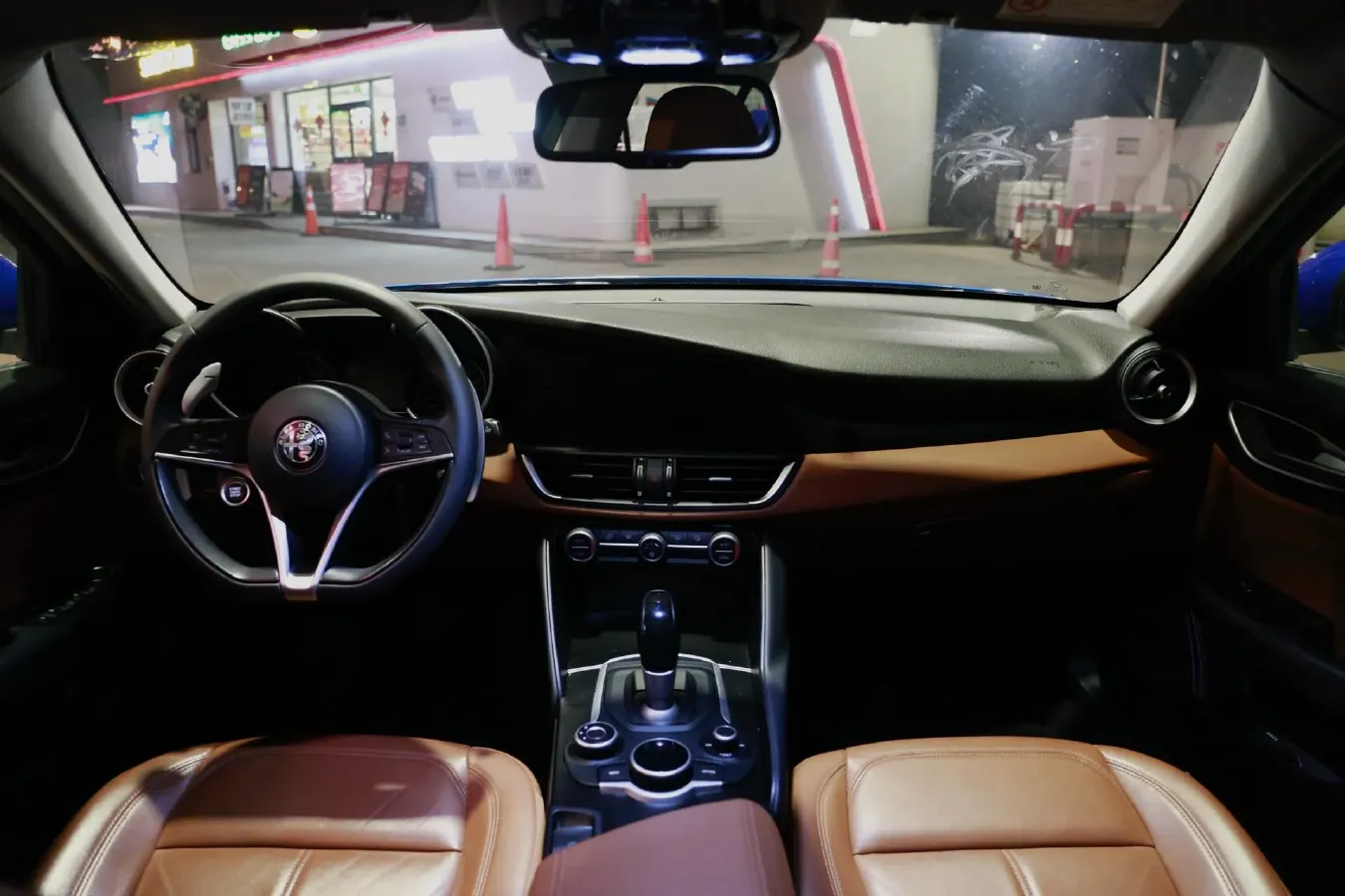 2017 Ford Mustang 2.3T 314HP L4 6AT,autocango,china used car exporter,china ev exporter,chinese used car exporter,chinese used ev exporter