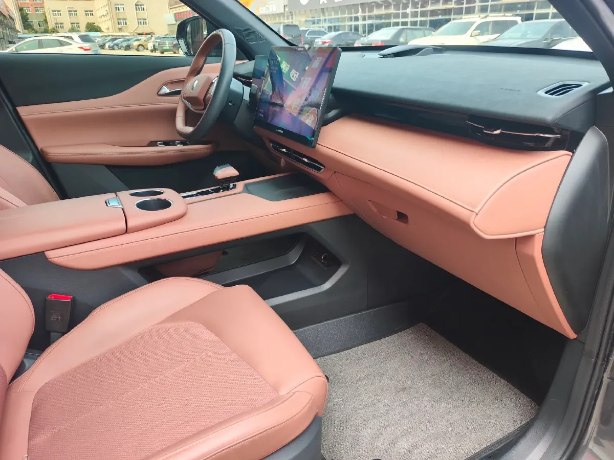 2025 ChangAn UNI-Z 1.5T 188HP L4 7DCT,autocango,china used car exporter,china ev exporter,chinese used car exporter,chinese used ev exporter