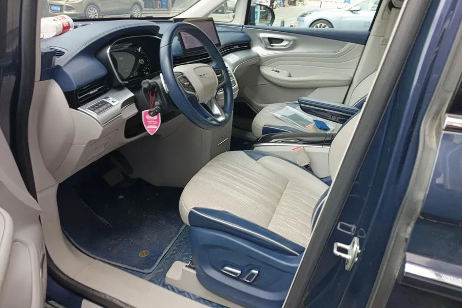 2021 Roewe iMAX8 2.0T 234HP L4 8AT,autocango,china used car exporter,china ev exporter,chinese used car exporter,chinese used ev exporter