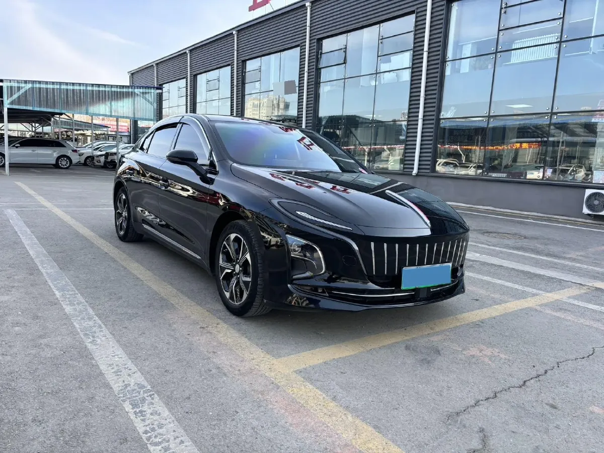 2023 HongQi E-QM5 BEV 54KWH,autocango,china used car exporter,china ev exporter,chinese used car exporter,chinese used ev exporter