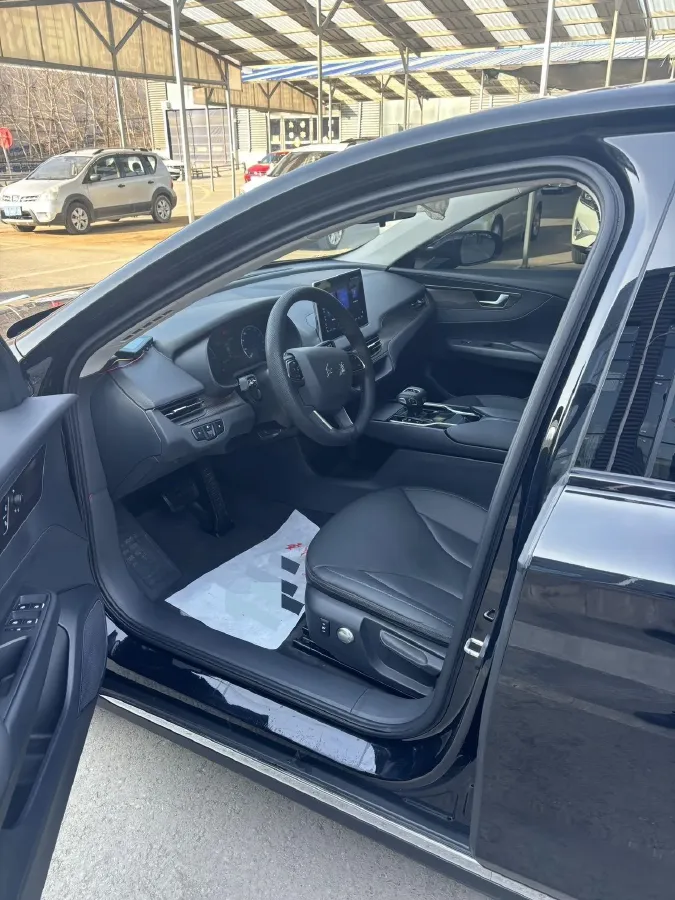 2023 HongQi E-QM5 BEV 54KWH,autocango,china used car exporter,china ev exporter,chinese used car exporter,chinese used ev exporter