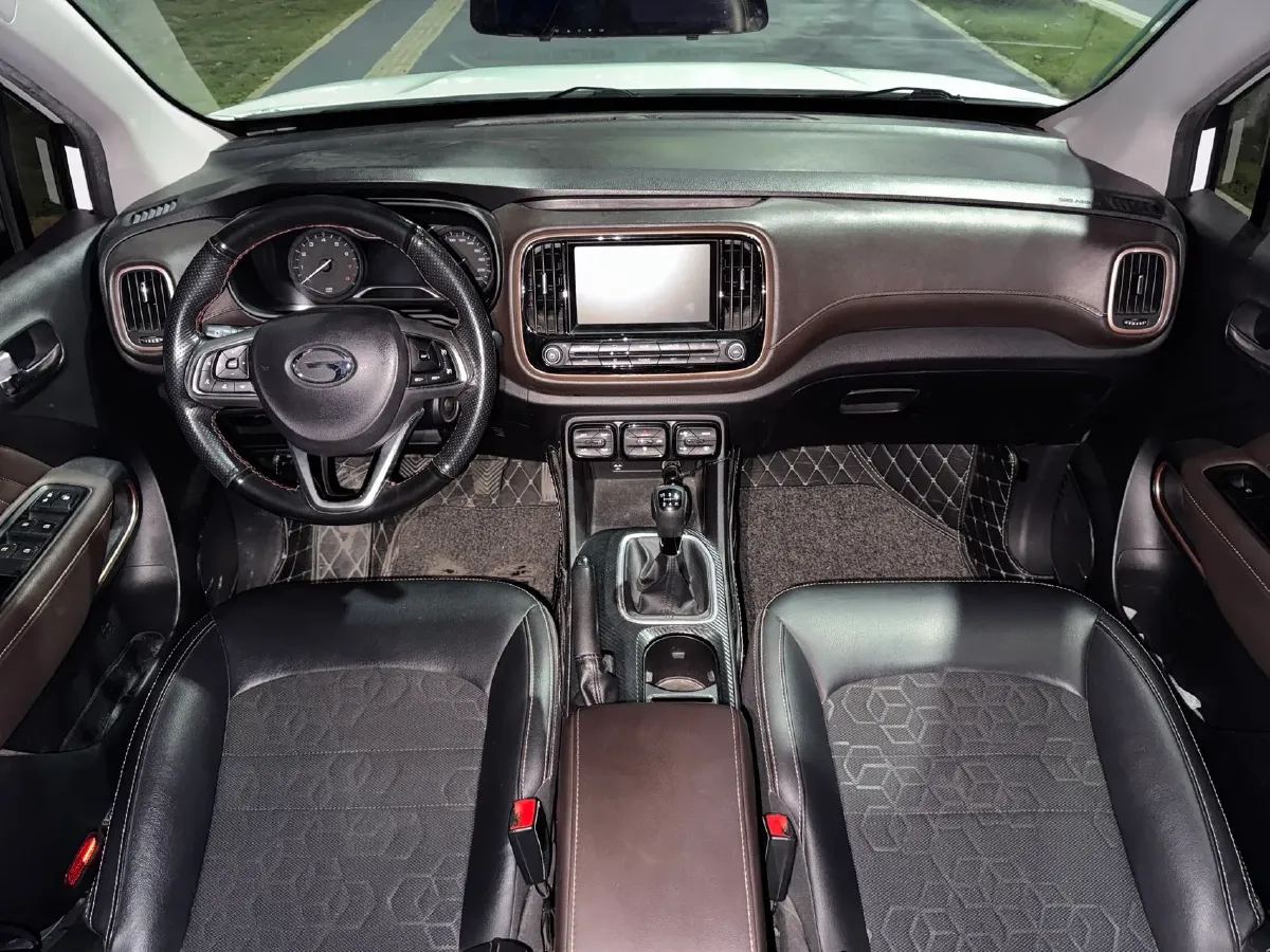 2019 GAC Trumpchi GS3 1.5L 114HP L4 5MT,autocango,china used car exporter,china ev exporter,chinese used car exporter,chinese used ev exporter