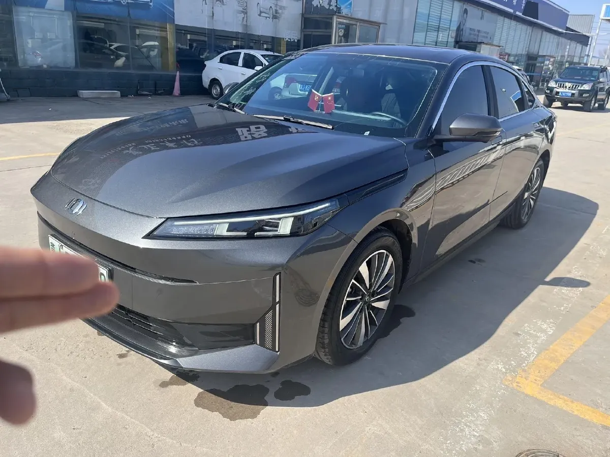 2024 ChangAn QiYuan A05 1.5L 110HP L4 E-CVT PHEV 9.07KWH,autocango,china used car exporter,china ev exporter,chinese used car exporter,chinese used ev exporter