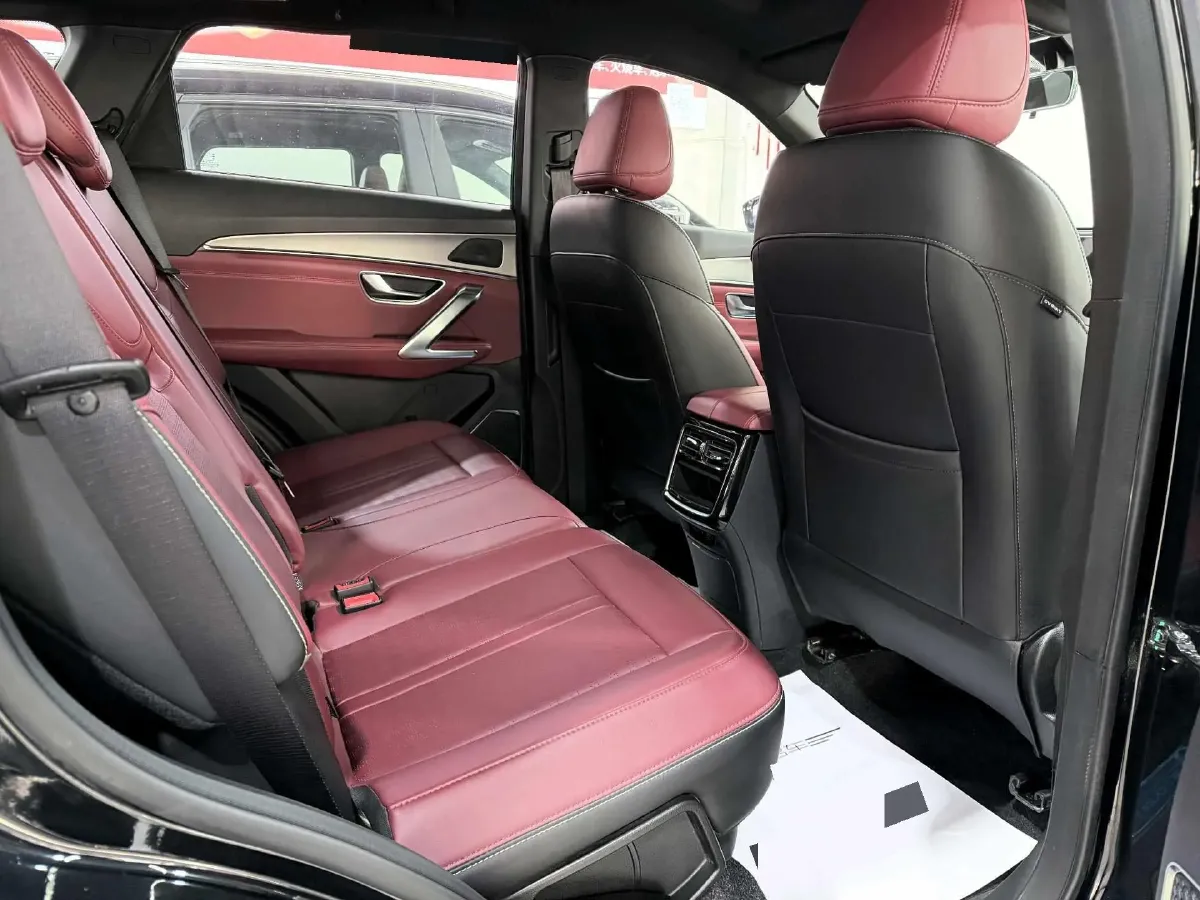 2025 Jetour X70 Plus 1.5T 156HP L4 6DCT,autocango,china used car exporter,china ev exporter,chinese used car exporter,chinese used ev exporter