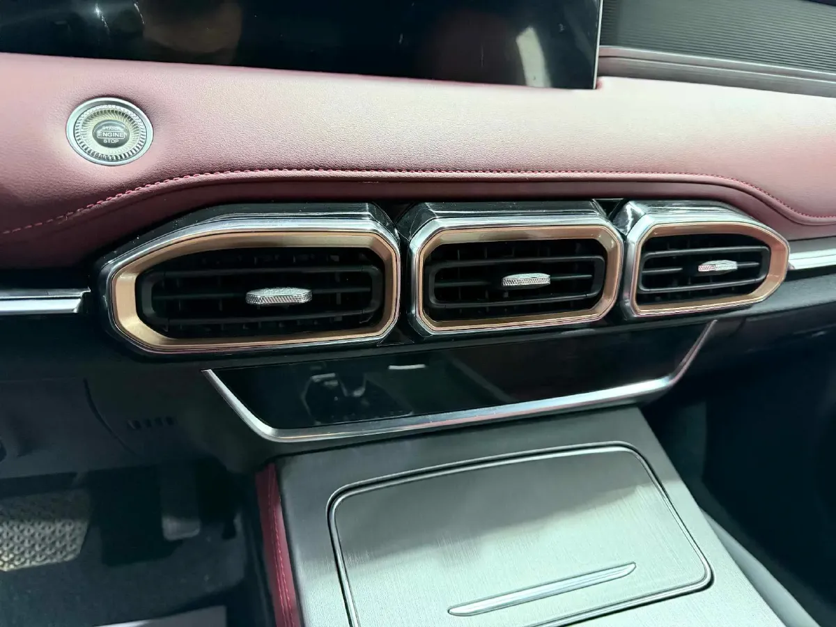 2025 Jetour X70 Plus 1.5T 156HP L4 6DCT,autocango,china used car exporter,china ev exporter,chinese used car exporter,chinese used ev exporter