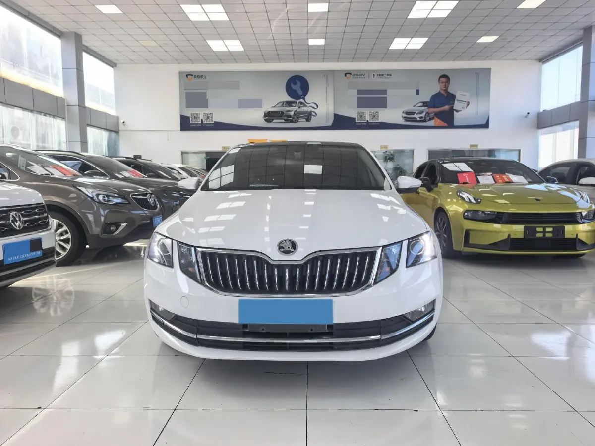 2019 Skoda Octavia 1.2T 116HP L4 7DCT,autocango,china used car exporter,china ev exporter,chinese used car exporter,chinese used ev exporter