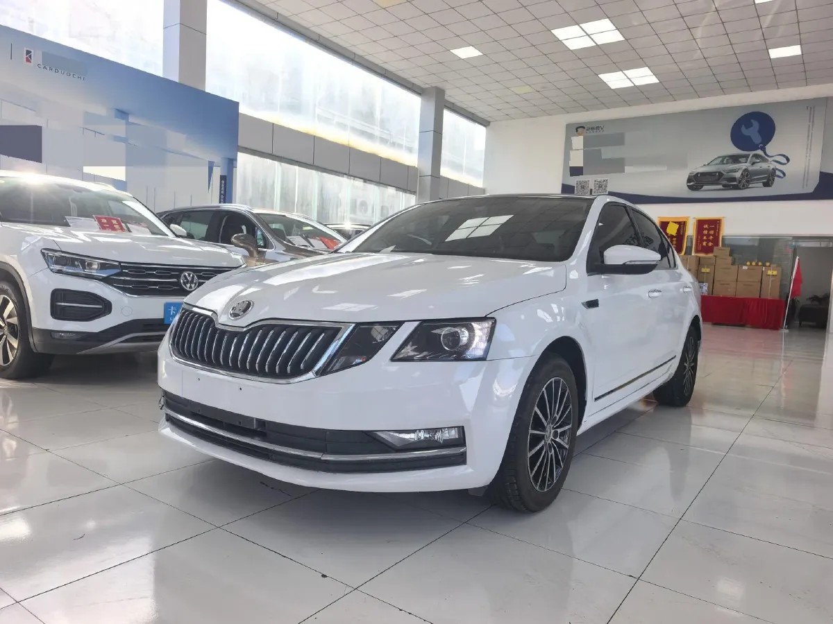 2019 Skoda Octavia 1.2T 116HP L4 7DCT,autocango,china used car exporter,china ev exporter,chinese used car exporter,chinese used ev exporter