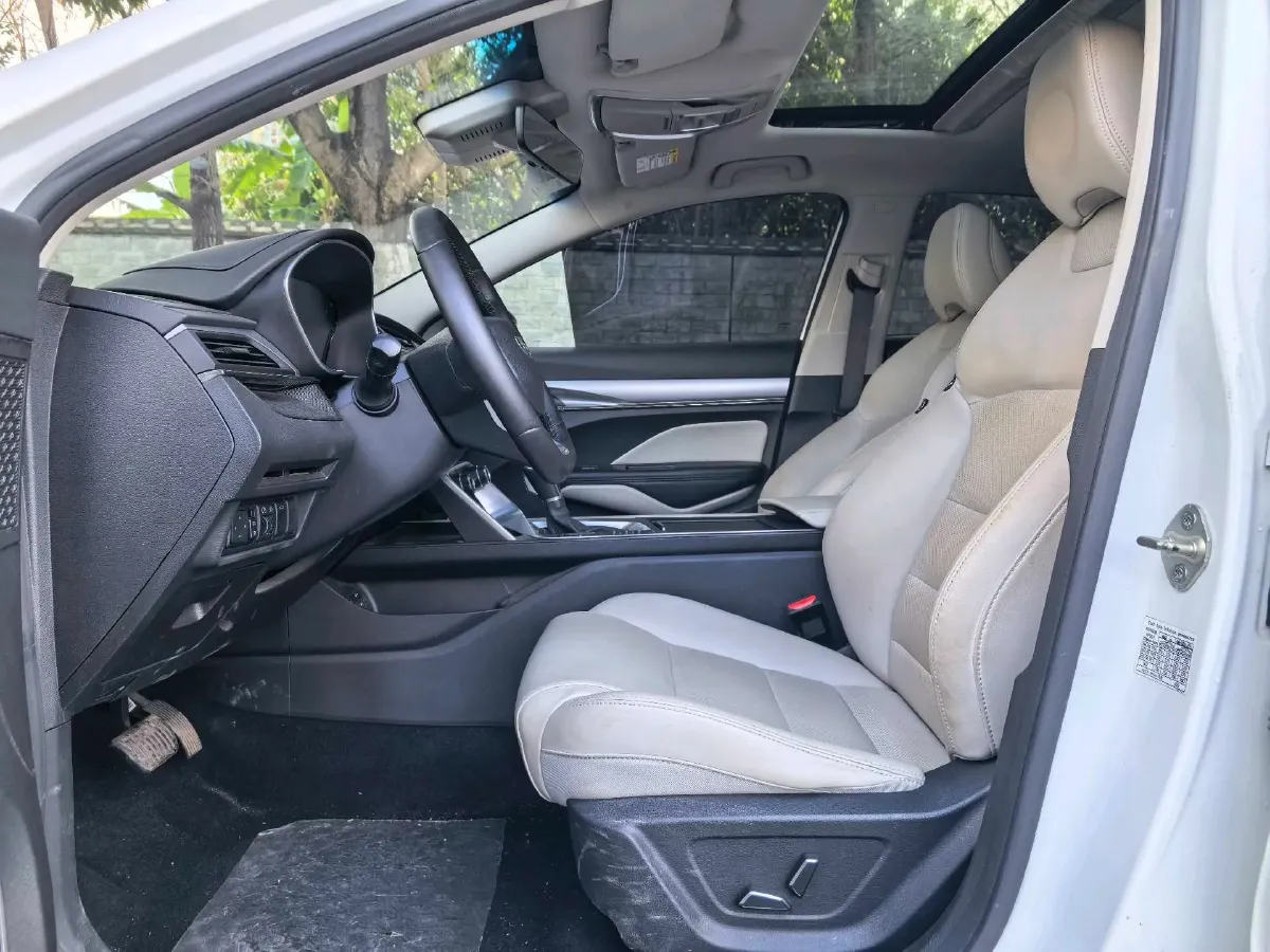 2019 Geely Binray 1.0T 136HP L3 6DCT,autocango,china used car exporter,china ev exporter,chinese used car exporter,chinese used ev exporter