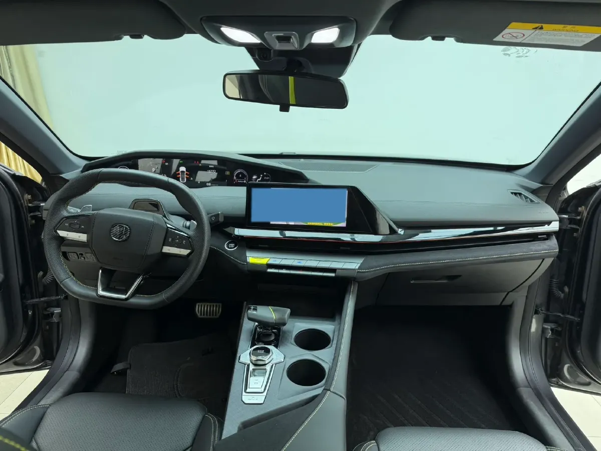 2022 ChangAn UNI-V 1.5T 188HP L4 7DCT,autocango,china used car exporter,china ev exporter,chinese used car exporter,chinese used ev exporter