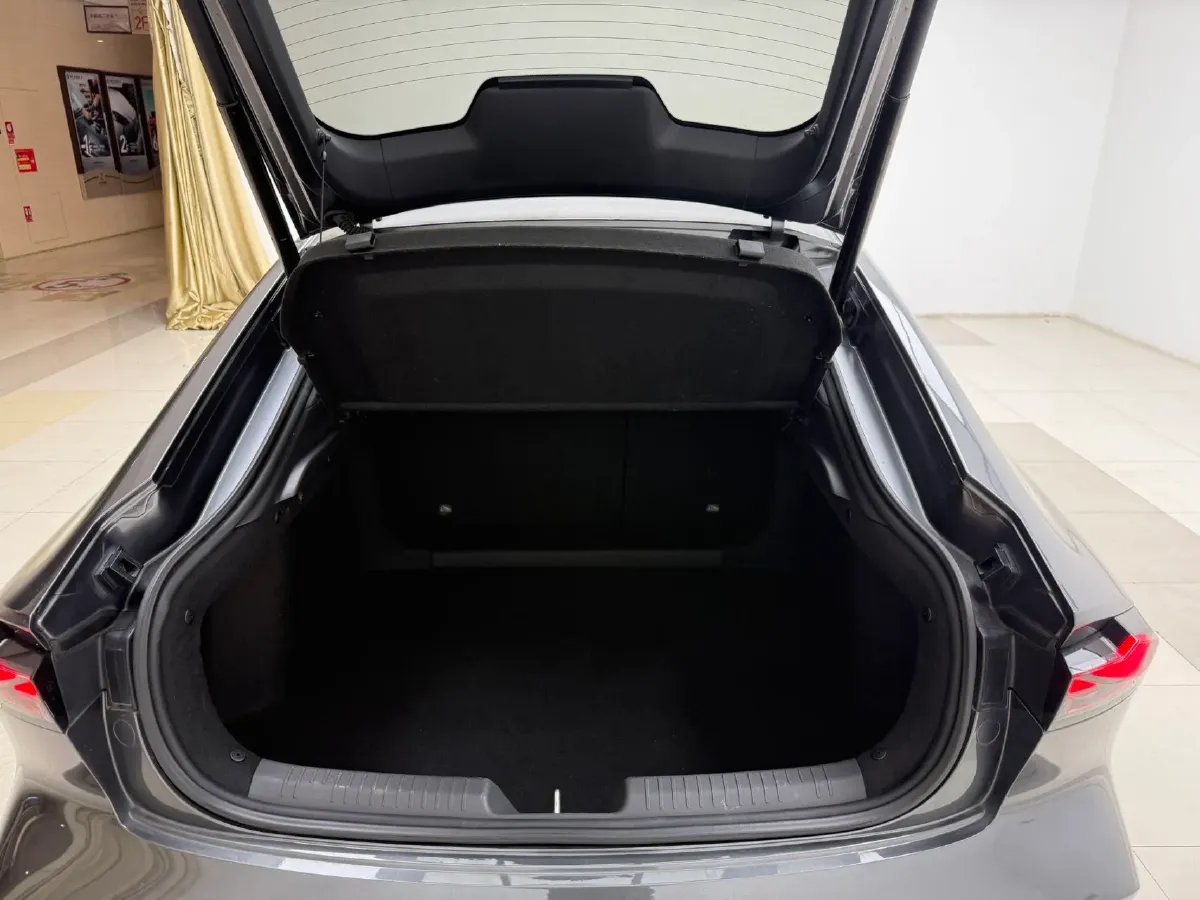 2022 ChangAn UNI-V 1.5T 188HP L4 7DCT,autocango,china used car exporter,china ev exporter,chinese used car exporter,chinese used ev exporter