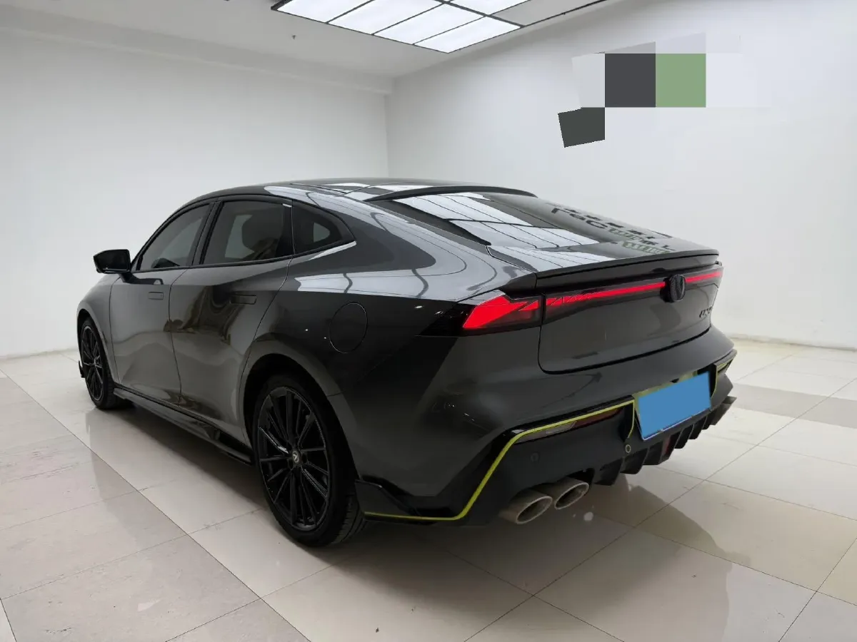 2022 ChangAn UNI-V 1.5T 188HP L4 7DCT,autocango,china used car exporter,china ev exporter,chinese used car exporter,chinese used ev exporter