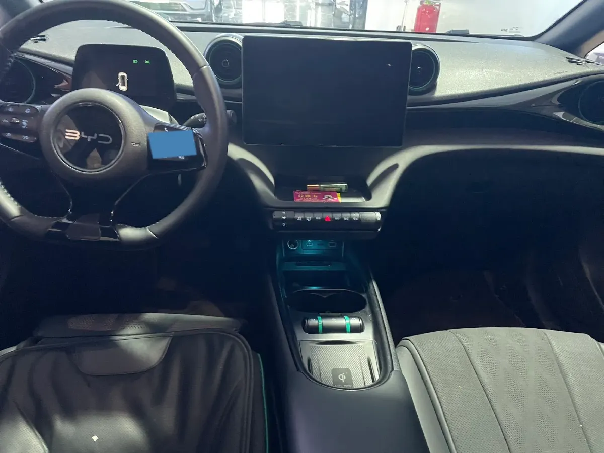 2025 BYD Dolphin BEV 60.48KWH,autocango,china used car exporter,china ev exporter,chinese used car exporter,chinese used ev exporter