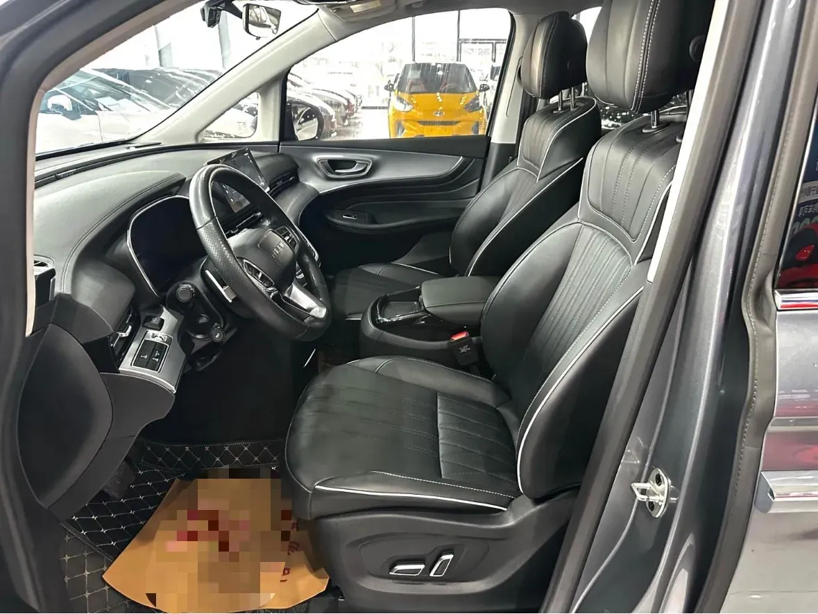 2022 Roewe iMAX8 2.0T 234HP L4 8AT,autocango,china used car exporter,china ev exporter,chinese used car exporter,chinese used ev exporter