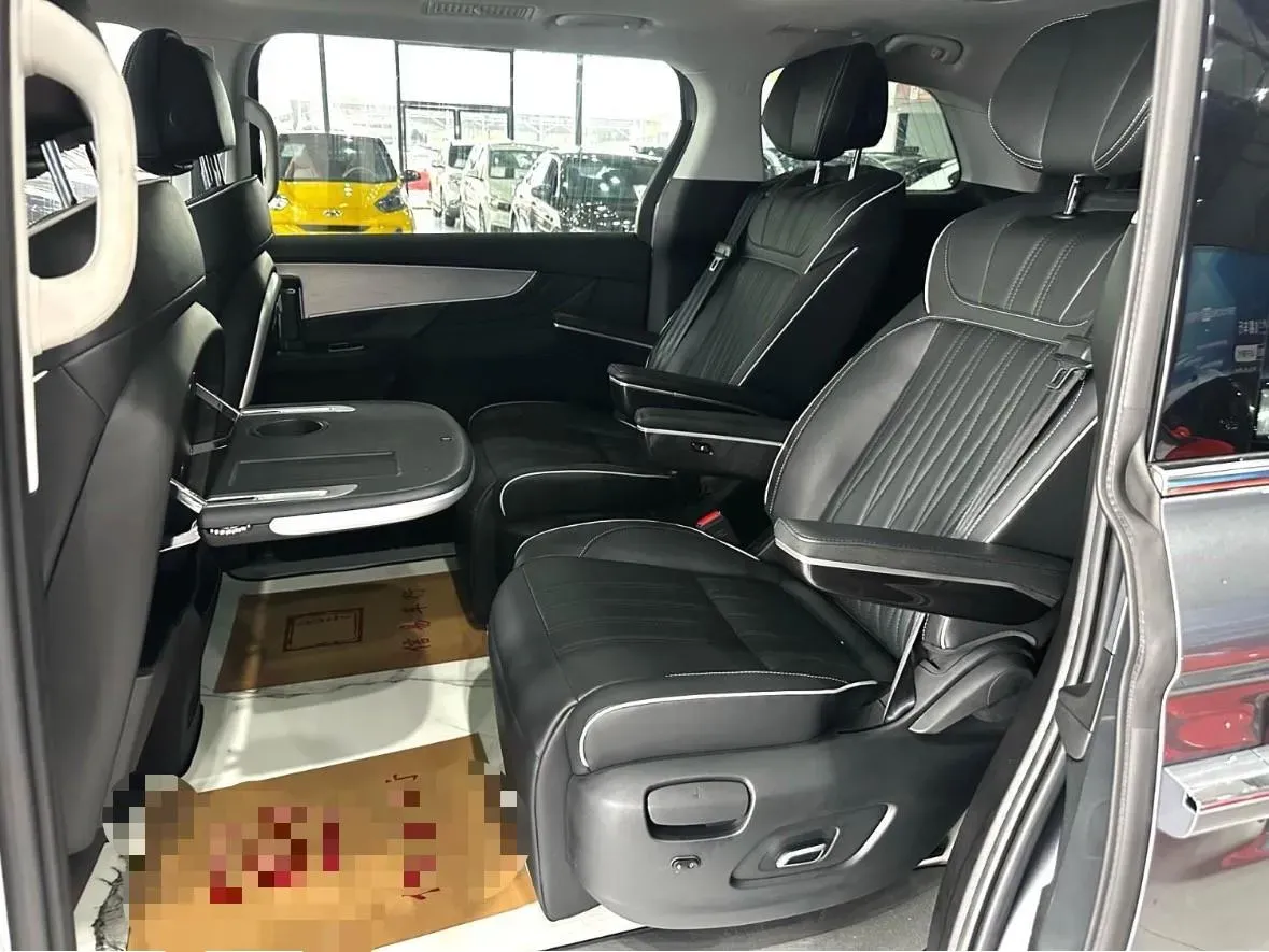 2022 Roewe iMAX8 2.0T 234HP L4 8AT,autocango,china used car exporter,china ev exporter,chinese used car exporter,chinese used ev exporter