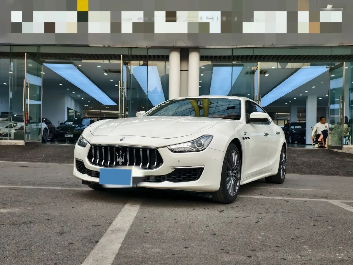 2022 Audi Q7 2.0T 245HP L4 8AT,autocango,china used car exporter,china ev exporter,chinese used car exporter,chinese used ev exporter