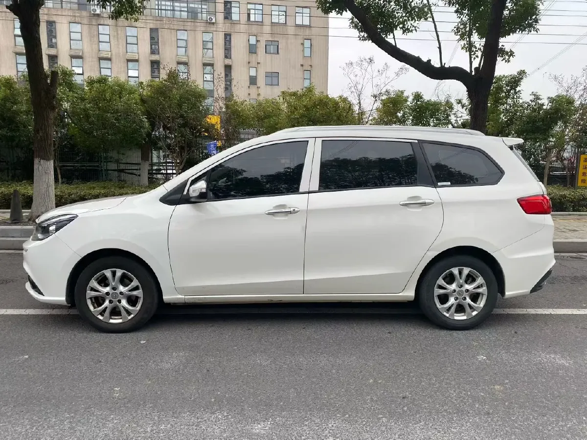 2017 HaiMa Family F7 1.5T 165HP L4 6MT,autocango,china used car exporter,china ev exporter,chinese used car exporter,chinese used ev exporter